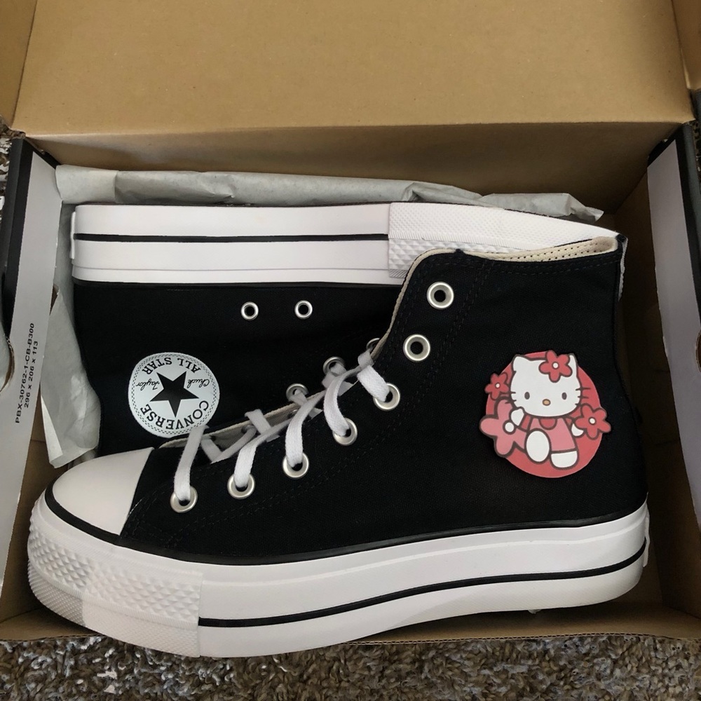 Hello Kitty Platform Converse